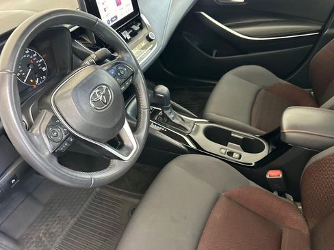 Used 2024 Toyota Corolla SE w/ SE Package AWD/4WD image 4