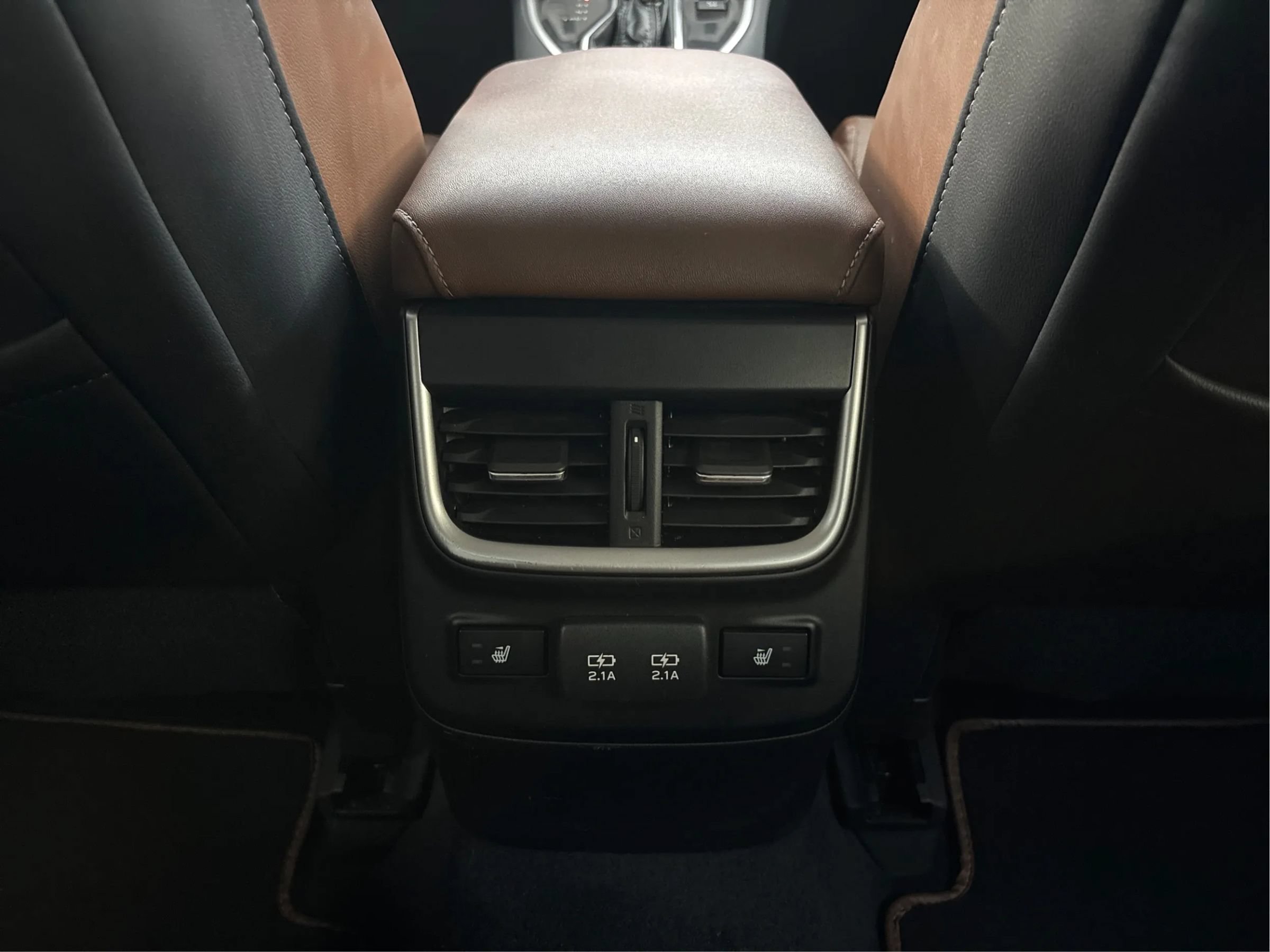 Used 2020 Subaru Outback Touring XT AWD/4WD image 27