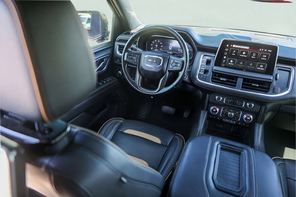 Used 2023 GMC Yukon AT4 AWD/4WD image 31