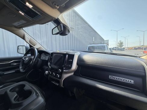 Used 2020 RAM 1500 Laramie AWD/4WD image 12