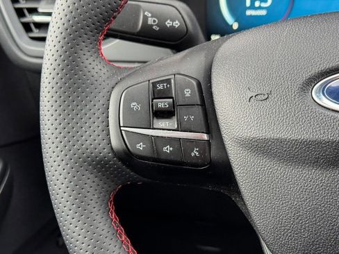 Used 2023 Ford Escape ST-Line Elite w/ Premium Technology Package AWD/4WD image 31