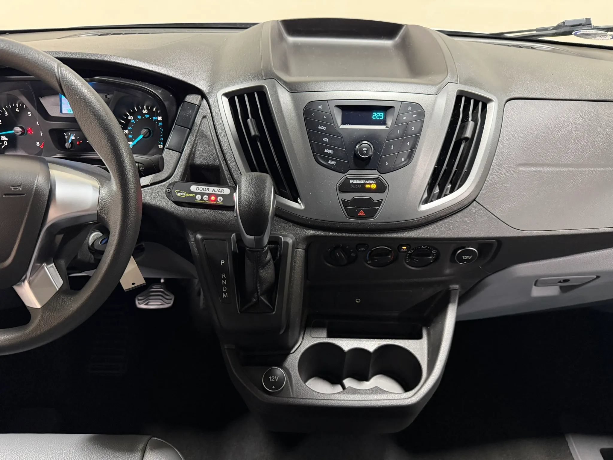 Used 2019 Ford Transit 250 148 Medium Roof RWD image 47