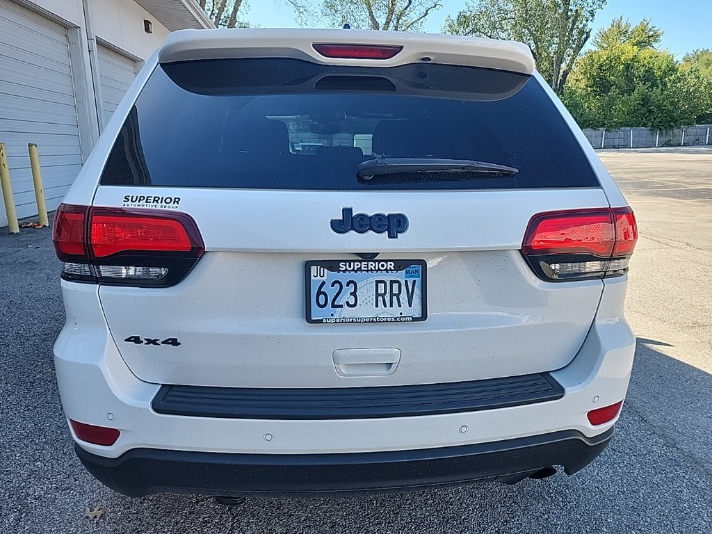Used 2018 Jeep Grand Cherokee Laredo AWD/4WD image 8