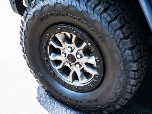 Used 2022 Jeep Wrangler Unlimited Rubicon w/ Trailer Tow Package AWD/4WD image 40