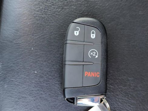 Used 2021 Jeep Renegade Trailhawk image 38