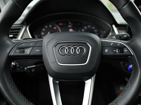 Used 2023 Audi Q5 2.0T Premium w/ Convenience Package AWD/4WD image 30