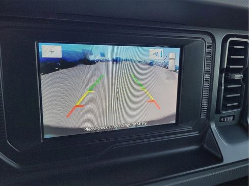 Used 2021 Ford Bronco Big Bend w/ Sasquatch Package image 18