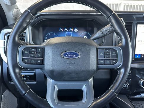 Used 2023 Ford F250 Lariat w/ Lariat Ultimate Package AWD/4WD image 22