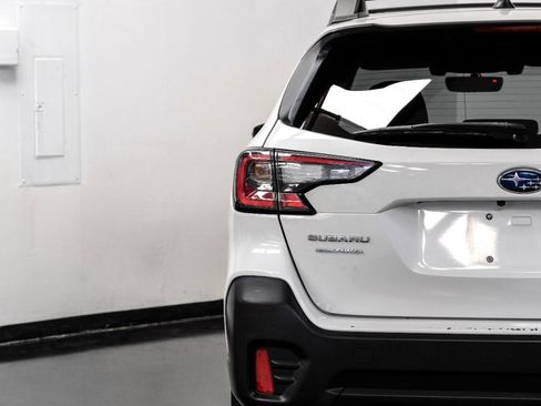 Used 2020 Subaru Outback Premium image 42