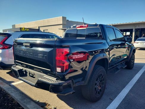 Used 2023 Chevrolet Colorado Trail Boss w/ Technology Package image 11