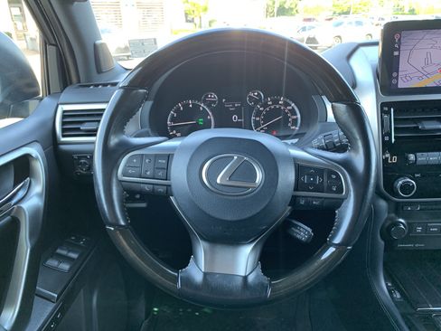 Certified 2022 Lexus GX 460 Premium w/ Premium Package AWD/4WD image 18