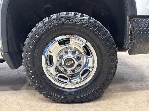 Used 2023 Chevrolet Silverado 2500 W/T w/ WT Convenience Package image 37