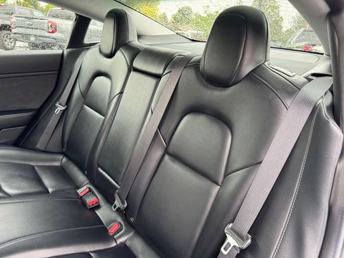 Used 2019 Tesla Model 3 Mid Range RWD image 26
