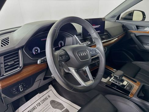 Certified 2023 Audi Q5 2.0T Premium Plus w/ Premium Plus Package AWD/4WD image 4