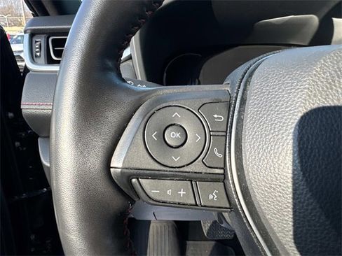 Used 2023 Toyota RAV4 SE image 14
