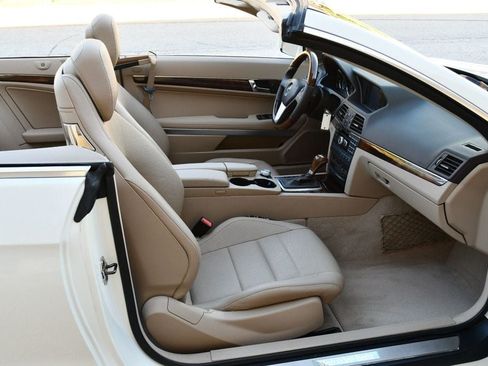 Used 2012 Mercedes-Benz E 550 Cabriolet w/ Appearance Pkg image 61