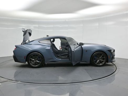 Used 2024 Ford Mustang Dark Horse image 5