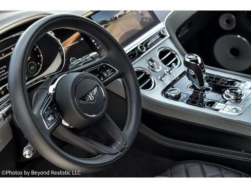Used 2022 Bentley Continental GT image 21