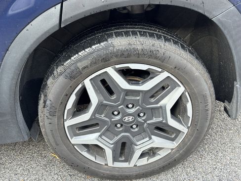 Used 2022 Hyundai Santa Fe Limited image 3