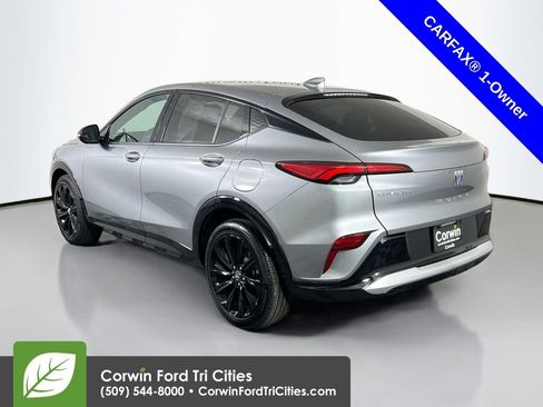 Used 2024 Buick Envista Sport Touring w/ Experience Buick Package image 11