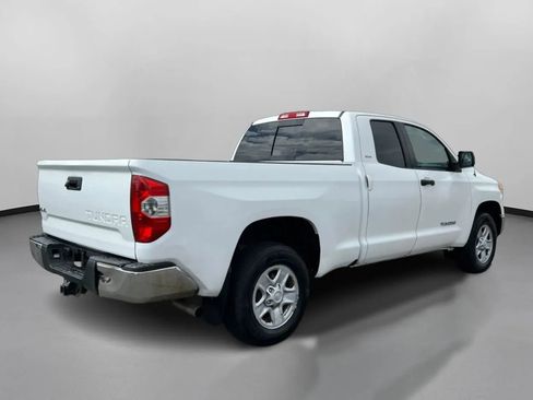 Used 2016 Toyota Tundra SR5 AWD/4WD image 9