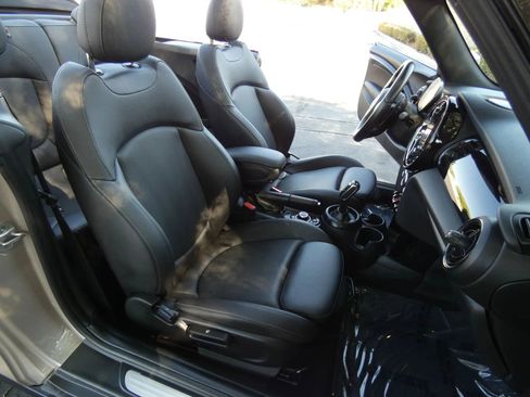 Used 2024 MINI Cooper S image 23