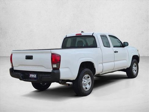 Used 2018 Toyota Tacoma SR RWD image 5