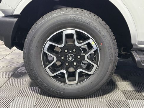 New 2026 Ford Bronco Outer Banks AWD/4WD image 17