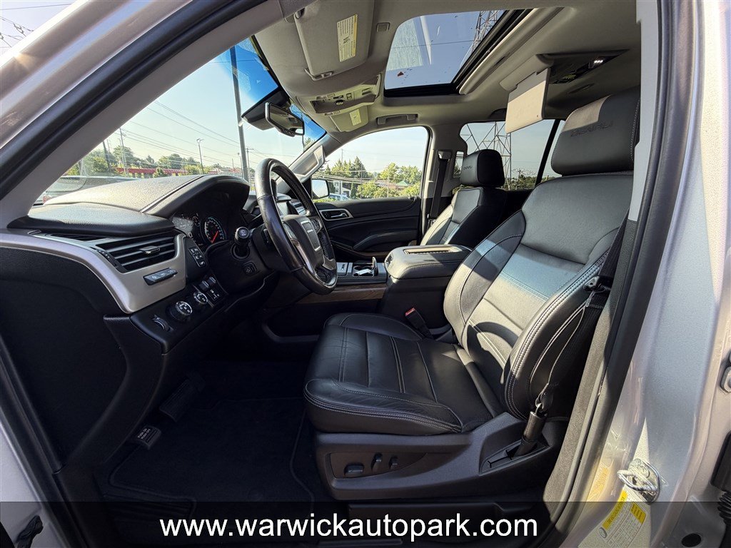 Used 2019 GMC Yukon Denali w/ Denali Ultimate Package AWD/4WD image 6