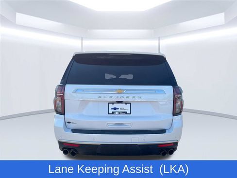 Used 2024 Chevrolet Suburban High Country AWD/4WD image 5
