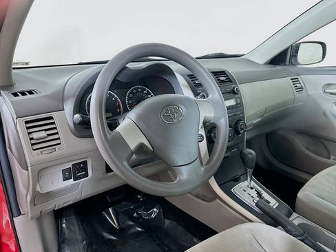 Used 2010 Toyota Corolla LE image 9