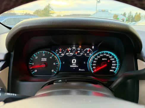 Used 2019 GMC Yukon XL Denali w/ Denali Ultimate Package image 16