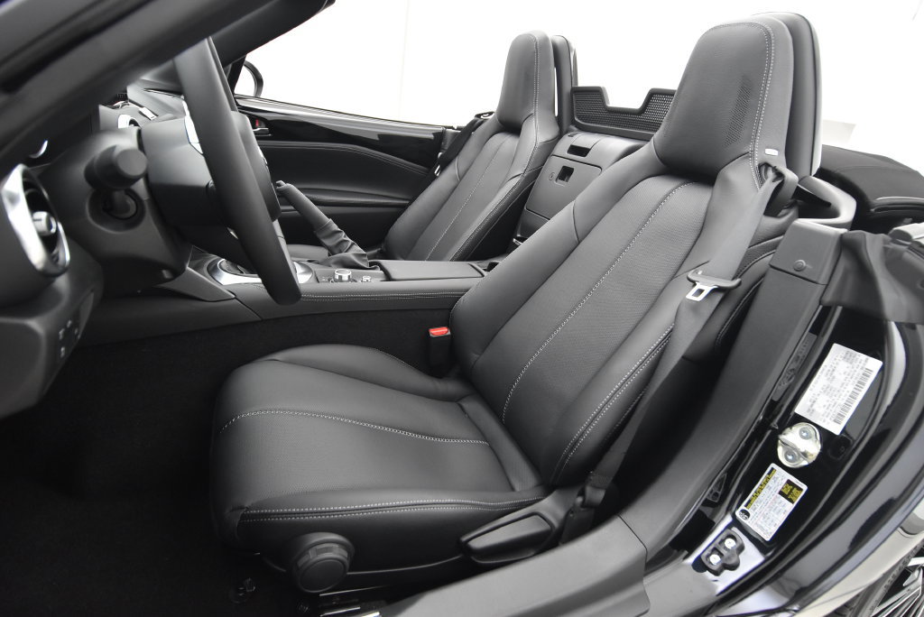 New 2026 MAZDA MX-5 Miata Grand Touring w/ Weather Package RWD image 26