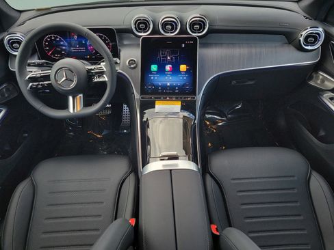 Used 2026 Mercedes-Benz GLC 300 image 10