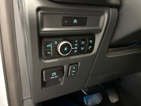 Used 2025 Ford F150 Raptor AWD/4WD image 18