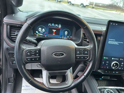 Used 2024 Ford Expedition Limited image 24