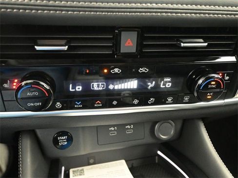 New 2026 Nissan Rogue Platinum w/ Platinum Premium Package image 23