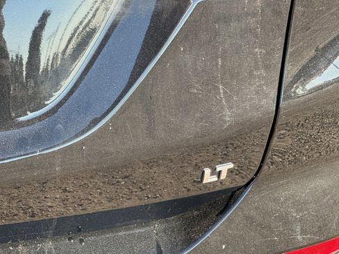 Used 2022 Chevrolet Equinox LT FWD image 32