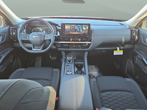 New 2026 Nissan Pathfinder SV image 12