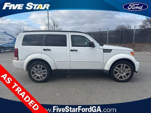 Used 2011 Dodge Nitro Heat image 2