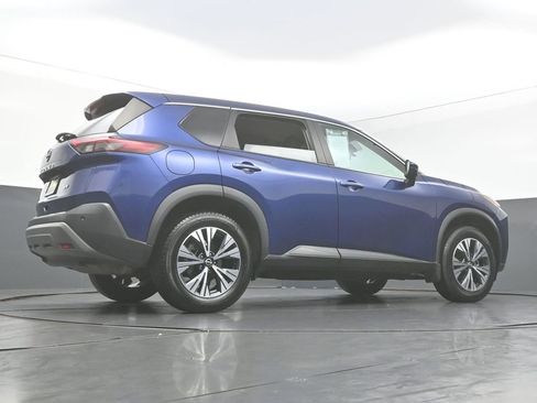 Used 2022 Nissan Rogue SV FWD image 40
