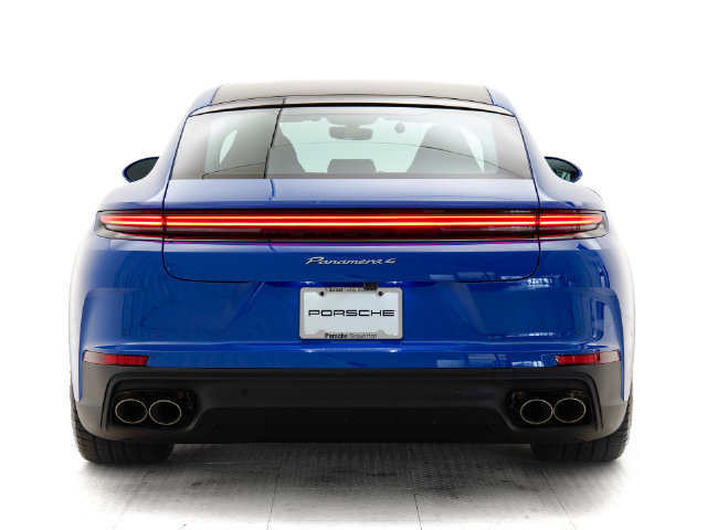 Certified 2025 Porsche Panamera 4 AWD/4WD image 33