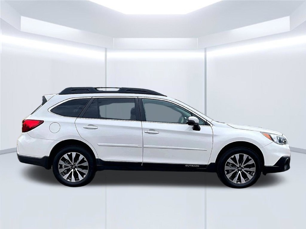 Used 2016 Subaru Outback 3.6R Limited AWD/4WD image 37