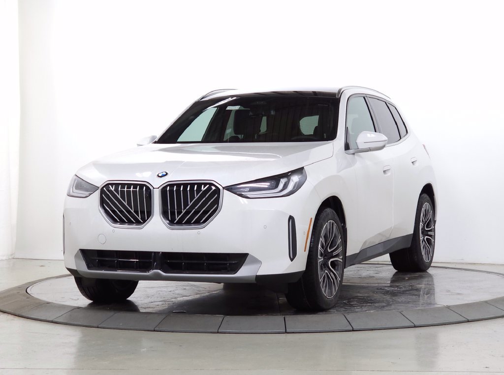 Used 2026 BMW X3 xDrive30i w/ Premium Package AWD/4WD image 3