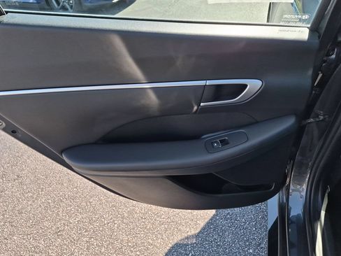 Used 2025 Hyundai Sonata SEL FWD image 26