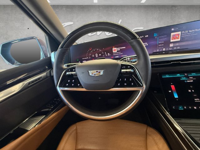 Certified 2026 Cadillac Escalade ESV Luxury w/ Touring Package AWD/4WD image 21