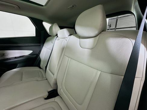 Certified 2023 Hyundai Tucson Limited w/ Cargo Package image 25