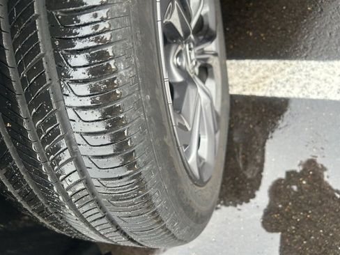 Used 2025 Honda Accord EX-L image 4