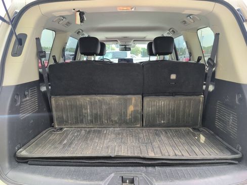 Used 2023 Nissan Armada SL w/ Captain's Chairs Package RWD image 5