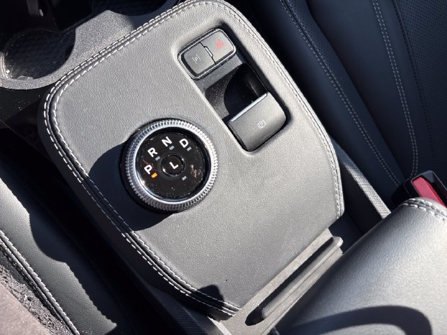 Used 2023 Ford Mustang Mach-E Premium AWD/4WD image 27